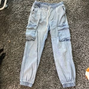 Baggy jeans